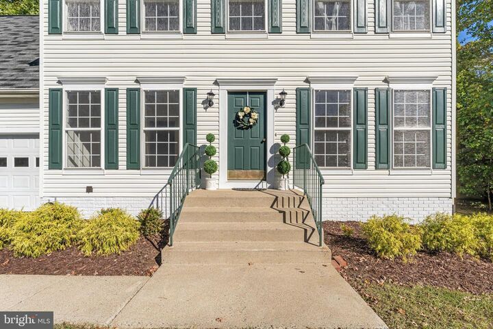 Property Photo:  9419 Hickory Hill Drive  VA 22408