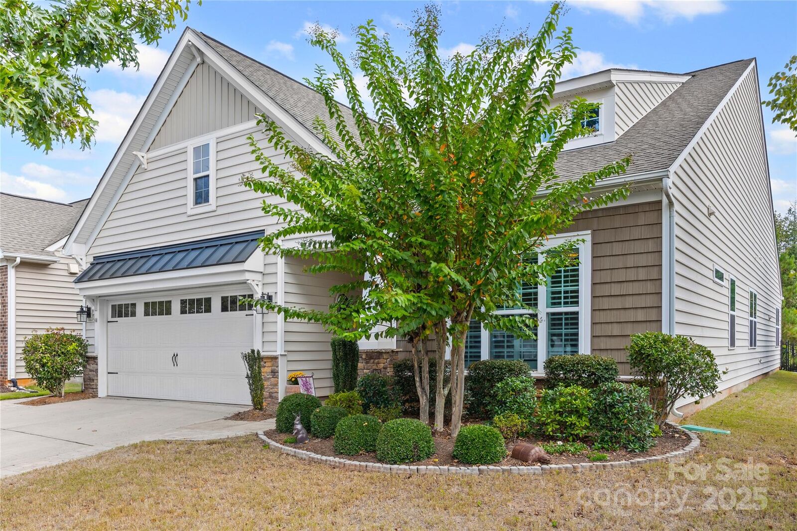 Property Photo: 425 Brier Knob Drive SC 29715