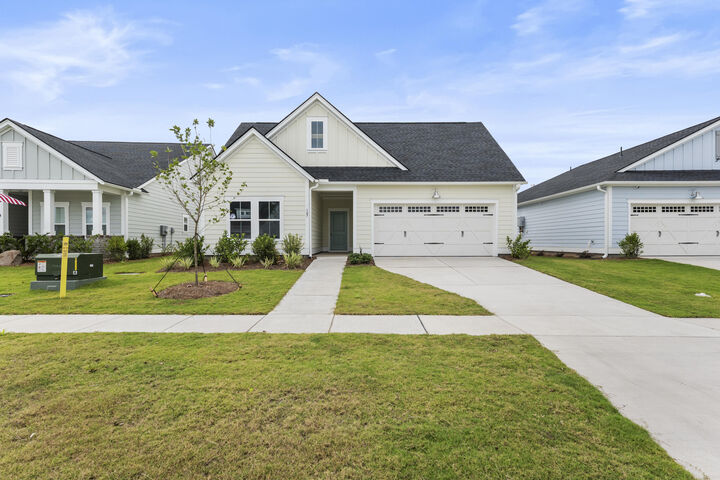 Property Photo: 107 Barker Street SC 29486