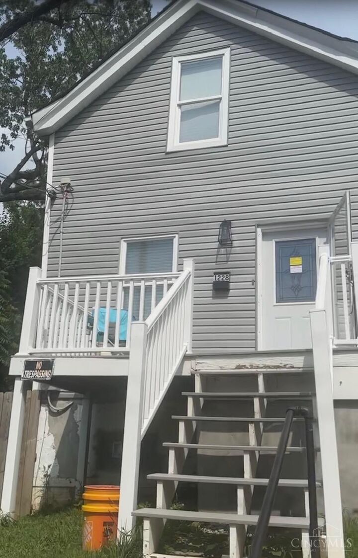 1228 Rosemont Avenue  Cincinnati OH 45205 photo