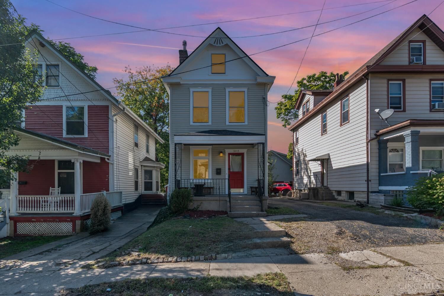 Property Photo: 3013 Marshall Avenue OH 45220