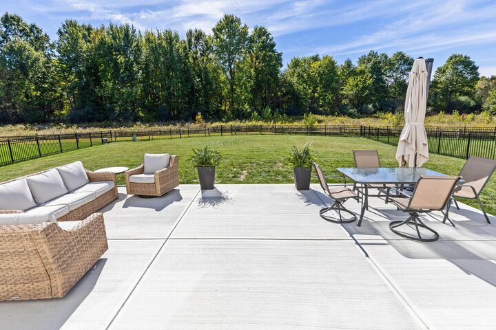 Property Photo: 2599 Taberville Drive OH 43004