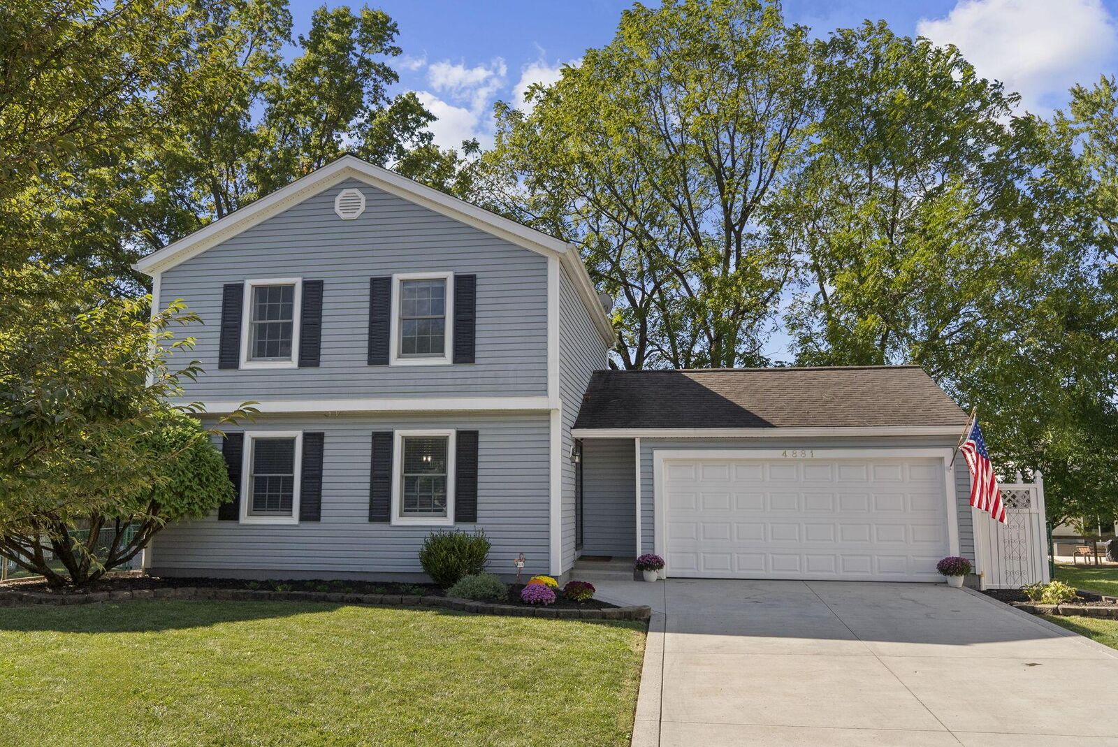 Property Photo: 4881 Pear Tree Court OH 43230