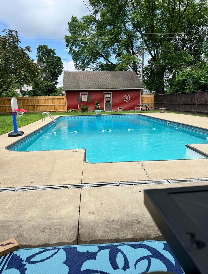 Property Photo: 524 Marietta Street OH 43107