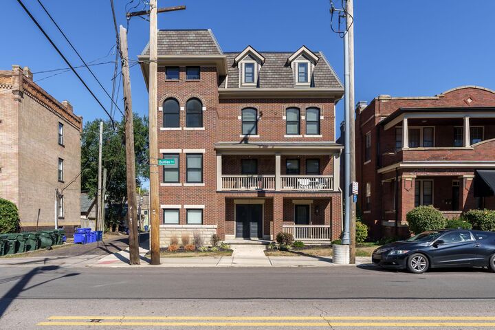 Property Photo: 792 Highland Street OH 43215