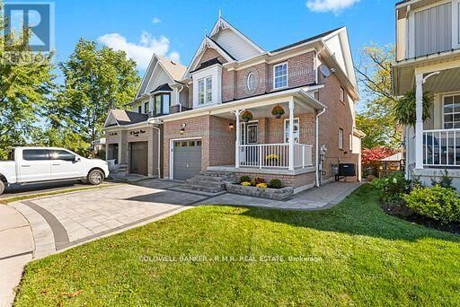 Property Photo: 62 Ipswich Place ON L1M 2K2