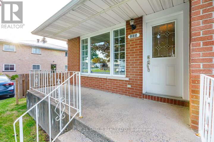 Photo de la propriété: 105 Athlone Drive ON K6H 6K9