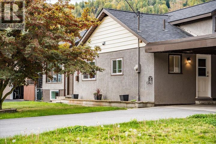 434 3rd Avenue  Rivervale BC V1R 4V4 photo