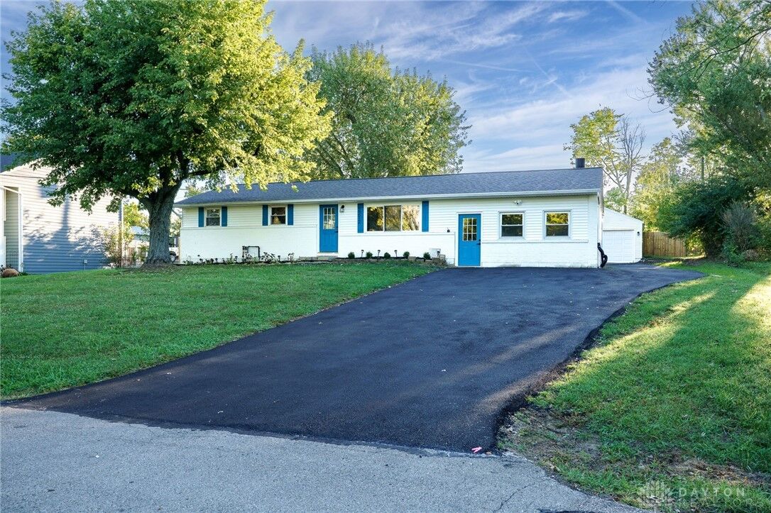 Property Photo:  2212 Tulane Drive  OH 45431 