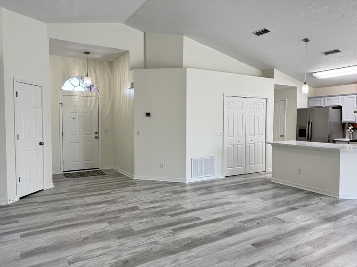 Property Photo: 296 Limestone Circle FL 32539