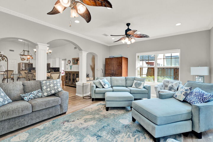 Property Photo: 150 Leeward Drive FL 32550