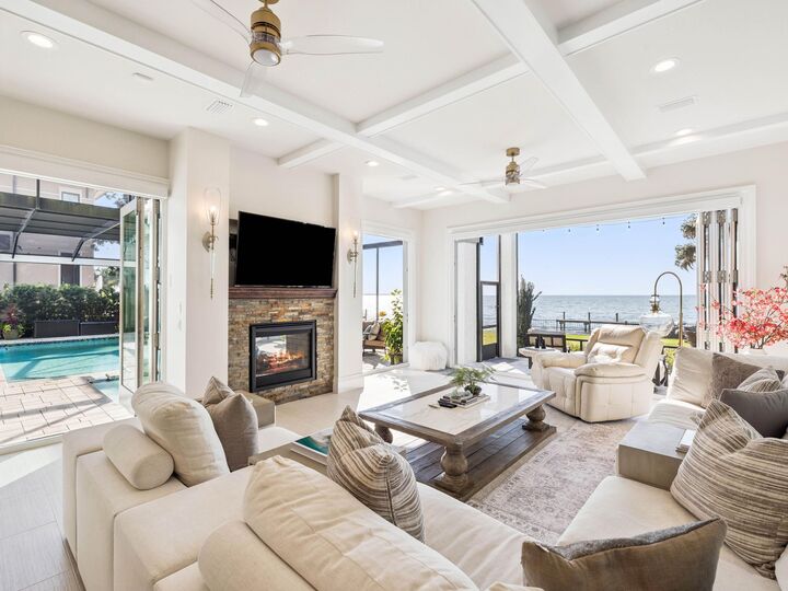 Property Photo: 3212 Bay Estates Circle FL 32550