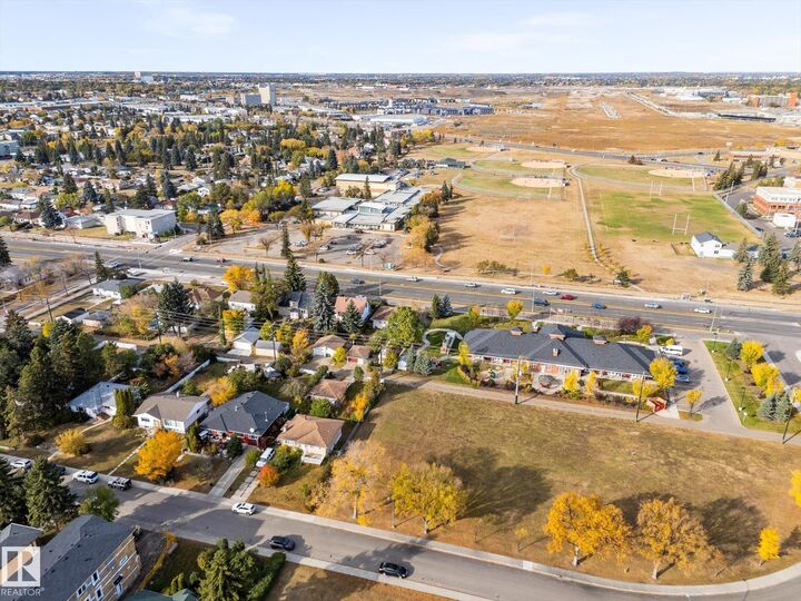 Property Photo: 11124 110A Avenue NW AB T5H 1K1