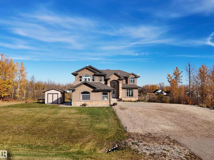 Photo de la propriété: 302 49119 Rge Rd 73 AB T7A 0B9