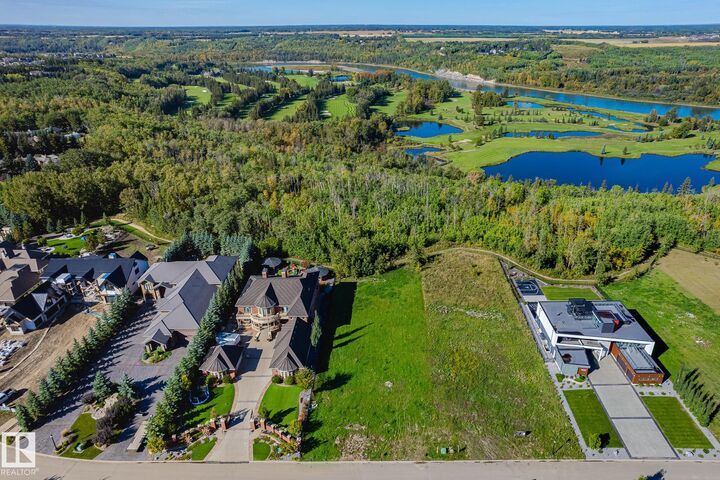 Property Photo:  24 Windermere Drive SW  AB T6W 0C2 