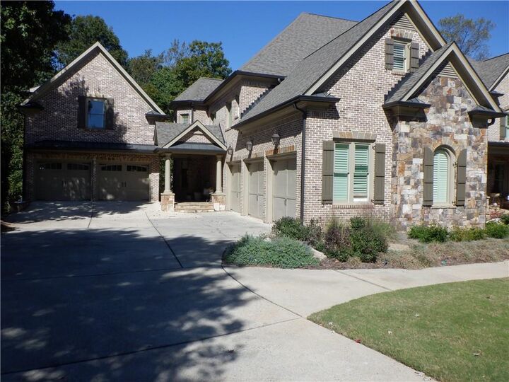 Property Photo: 2415 Stone Wood Court GA 30041