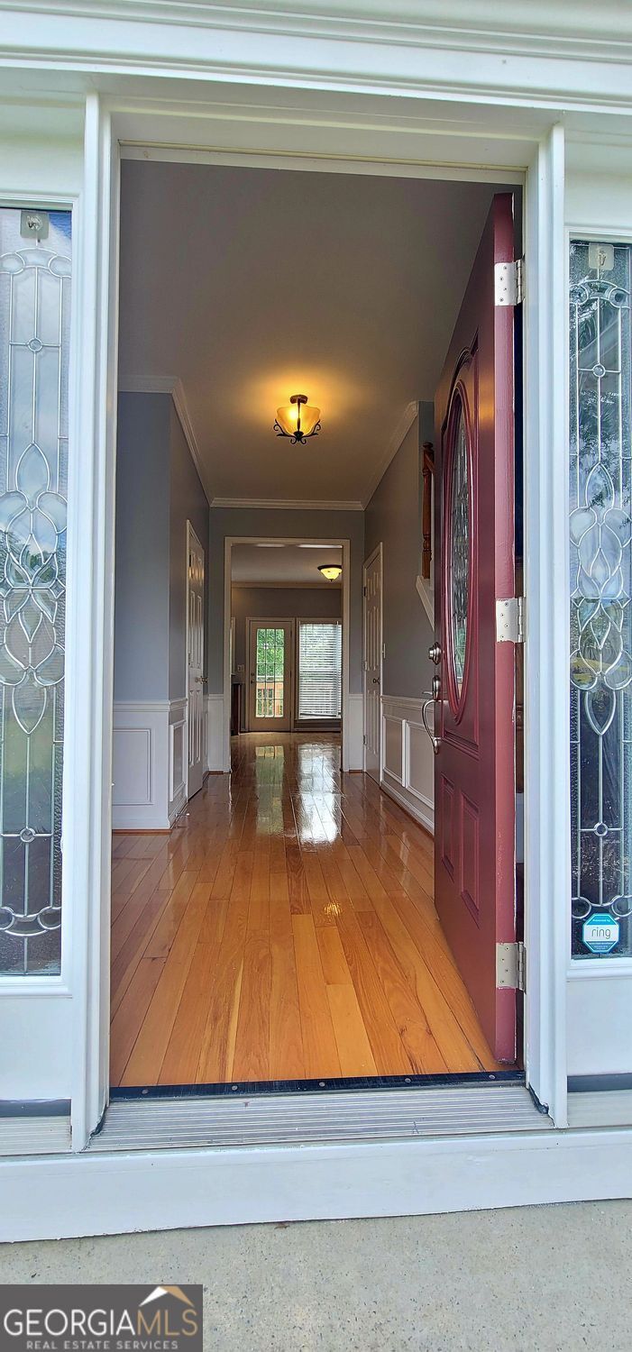 Property Photo: 165 Ascalon Court GA 30005