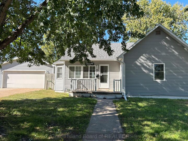 Property Photo: 1426 N Grand Island NE 68803