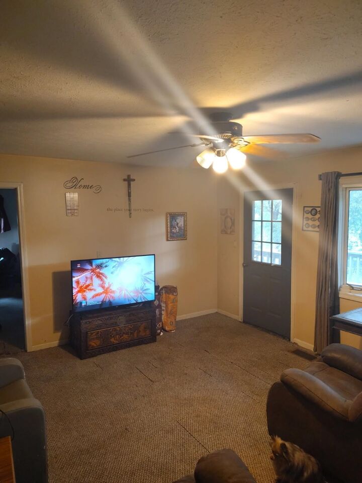 Property Photo:  20091 Upper Delaware  KY