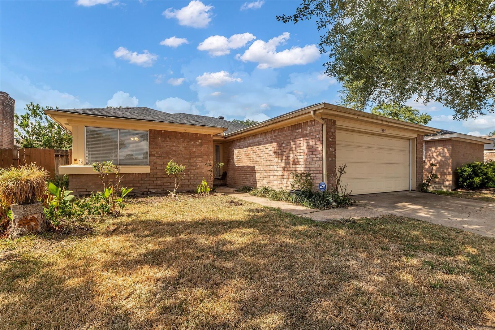 Property Photo: 4307 Eagle Fork Drive TX 77084