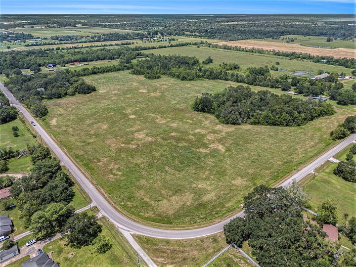 Property Photo: 1331 Hare Cook TX 77532