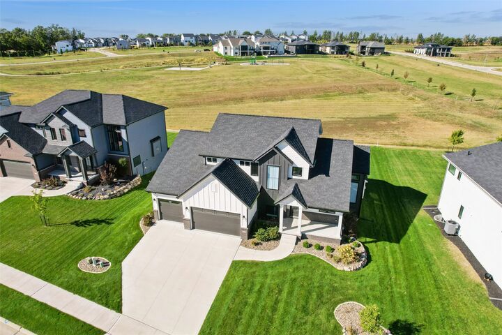 Property Photo: 4724 162nd Street IA 50323