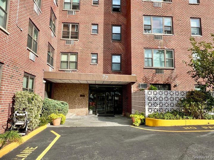 Property Photo: 77 Carpenter Avenue 5T NY 10549