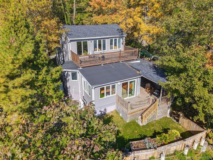 Property Photo:  2 Erica Lane  NY 10925 