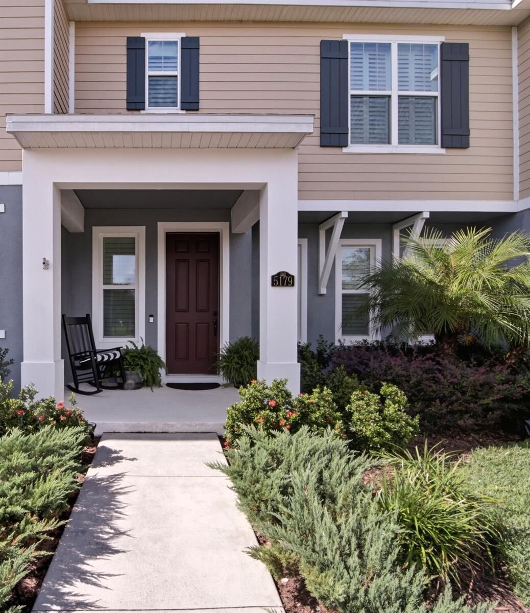 Property Photo: 5179 Avalon Park Boulevard FL 33545