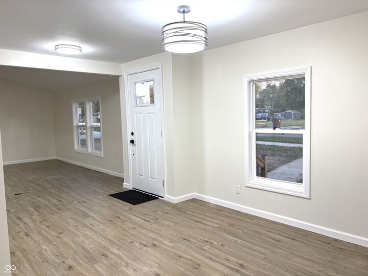 Property Photo:  708 W Main Street  IN 47989 