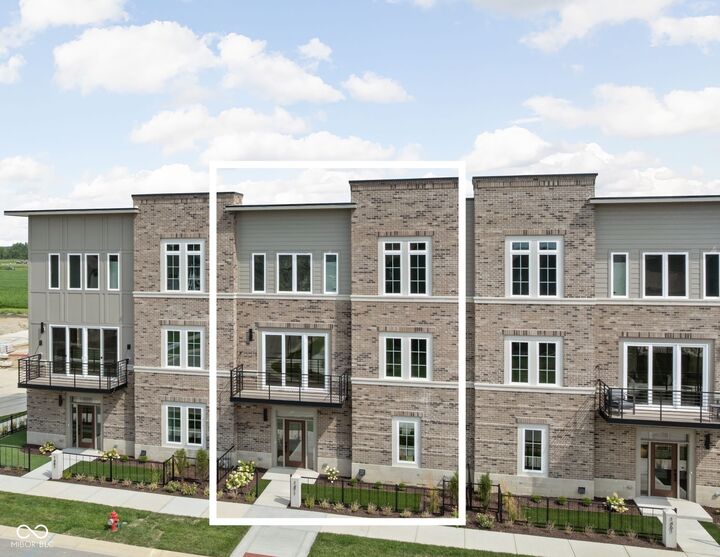 Property Photo: 1471 Whistle Way IN 46074