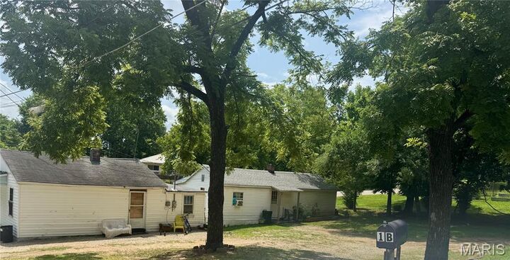 Property Photo:  17 Vine Street  MO 63601