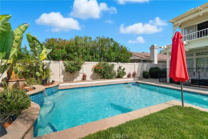 Property Photo:  32000 Paseo Parallon  CA 92592