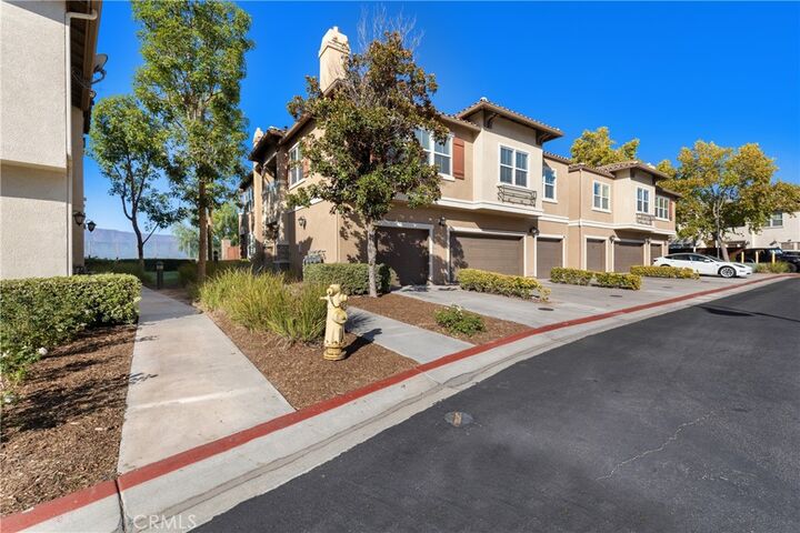 15643 Vista Way 100  Lake Elsinore CA 92532 photo