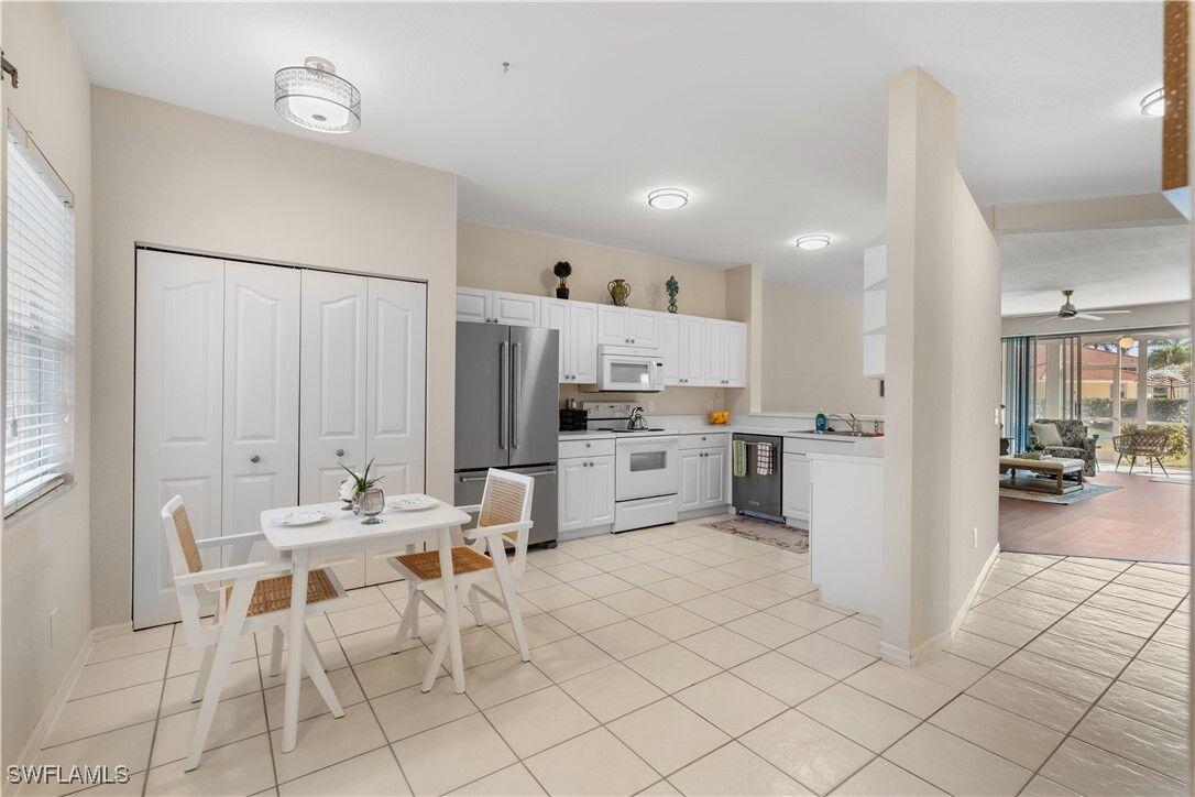 Property Photo:  1758 Reuven Circle 1503  FL 34112 