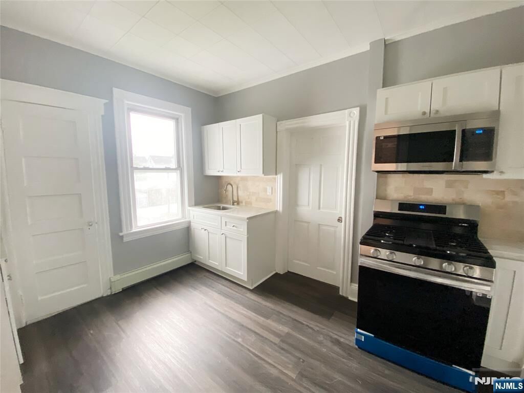 Property Photo:  289 Parker 2  NJ 07011 