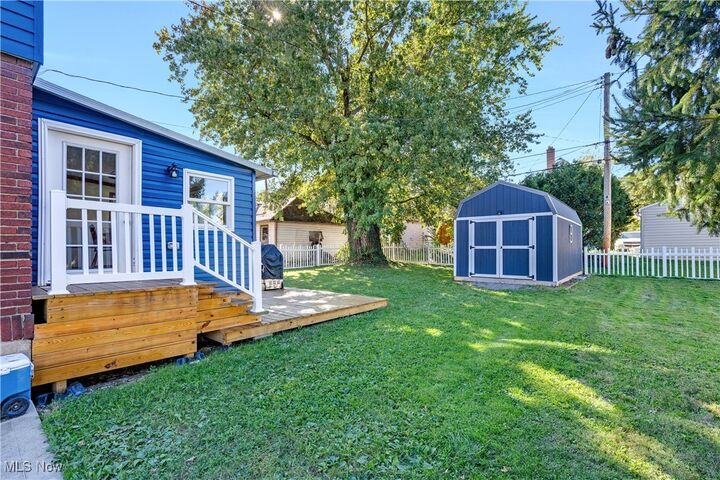 Property Photo: 350 Grant Street OH 44437
