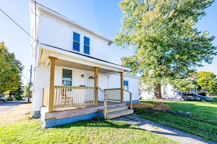 Property Photo:  385 Park Avenue  OH 44413 