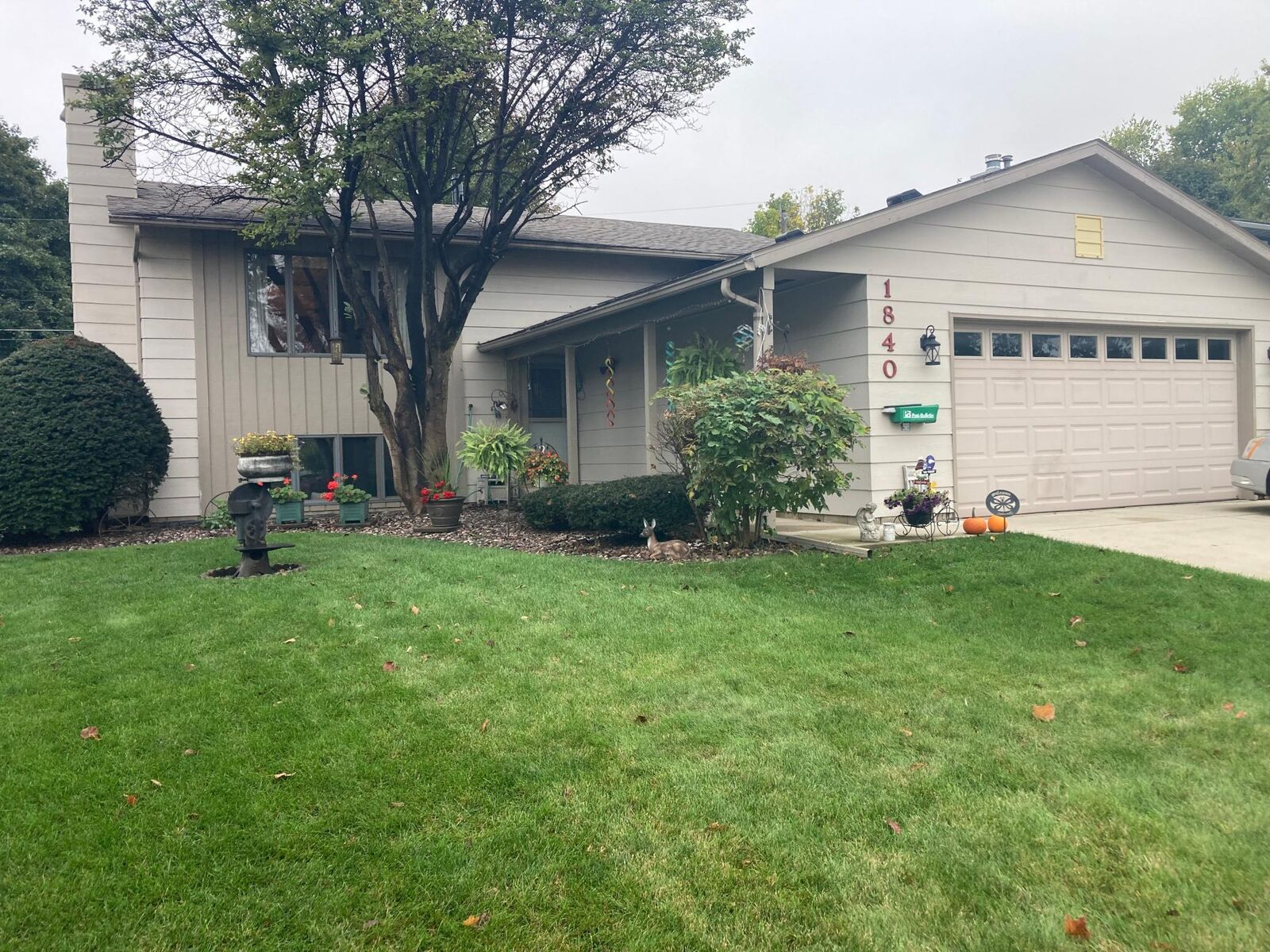 Property Photo:  1840 36th Street NW  MN 55901 