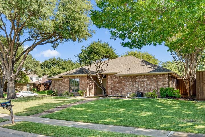 Property Photo:  4456 Birdsong Lane  TX 75093 