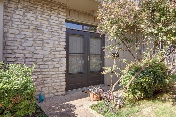 4500 Westridge Avenue 28  Fort Worth TX 76116 photo