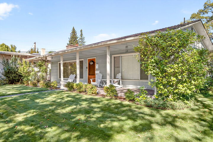 Property Photo: 9 S Groveland OR 97504