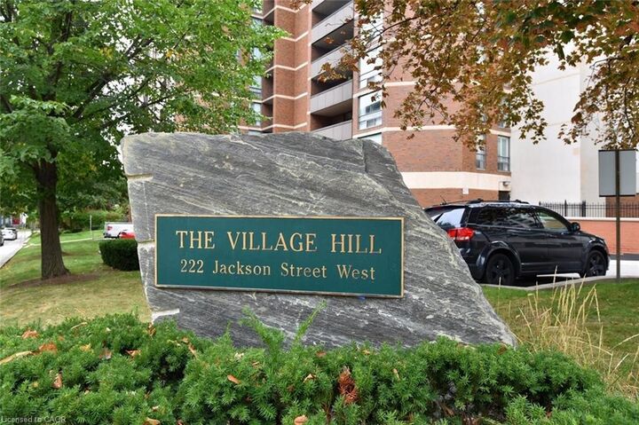 Property Photo: 222 Jackson Street W 606 ON L8P 4S5