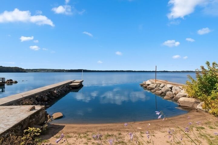 Property Photo:  25 Beaulieu St  MA 02790 