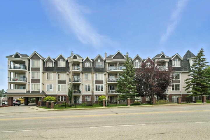 Property Photo:  4707 50 Street 203  AB T4S 0G7 