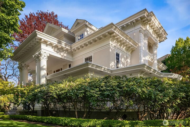 1409 E Prospect Street  Seattle WA 98112 photo
