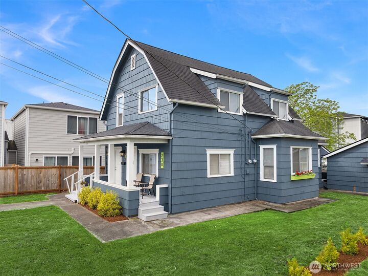 Property Photo:  230 N Madison Street  WA 98272 