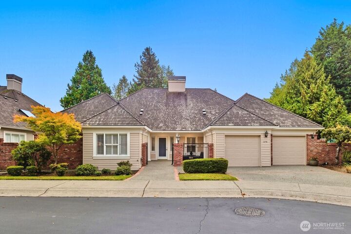 1248  108th Avenue NE  Bellevue WA 98004 photo