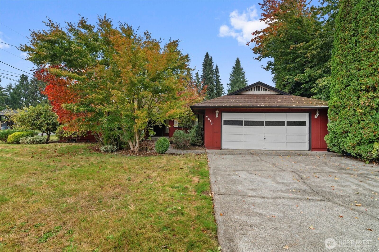 Property Photo: 4517 113th Place NE WA 98271