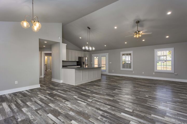 Property Photo: 124 Pine Ridge Drive TN 37321